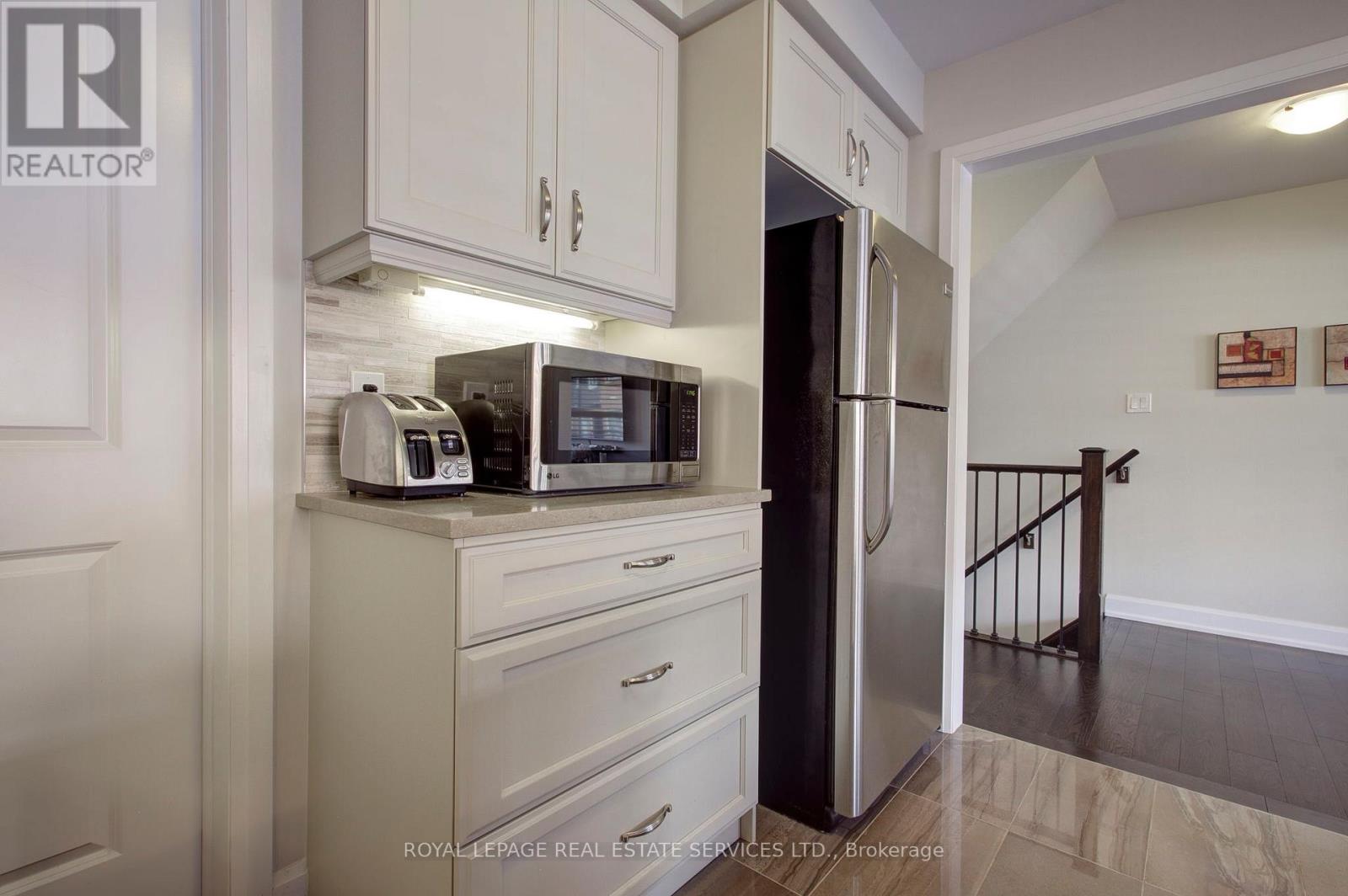 7 - 3045 George Savage Avenue, Oakville, Ontario  L6M 0Y8 - Photo 13 - W12718922