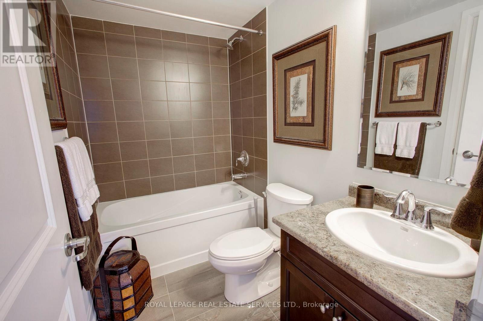 7 - 3045 George Savage Avenue, Oakville, Ontario  L6M 0Y8 - Photo 5 - W12718922