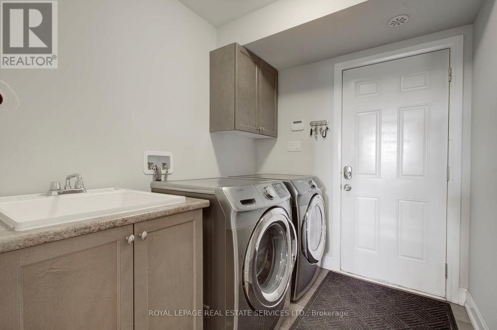 7 - 3045 George Savage Avenue, Oakville, Ontario  L6M 0Y8 - Photo 6 - W12718922