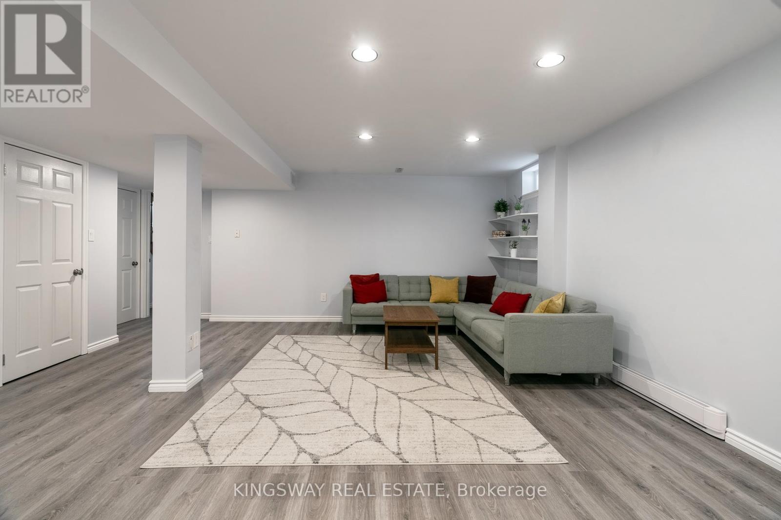 1329 Sweetbirch Crescent, Mississauga, Ontario  L5C 3R4 - Photo 27 - W12718936