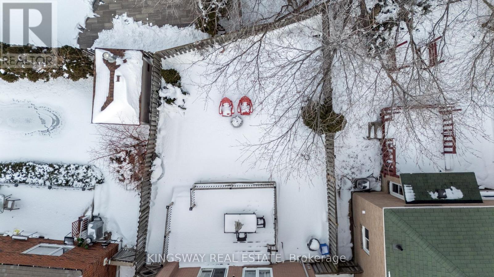 1329 Sweetbirch Crescent, Mississauga, Ontario  L5C 3R4 - Photo 34 - W12718936