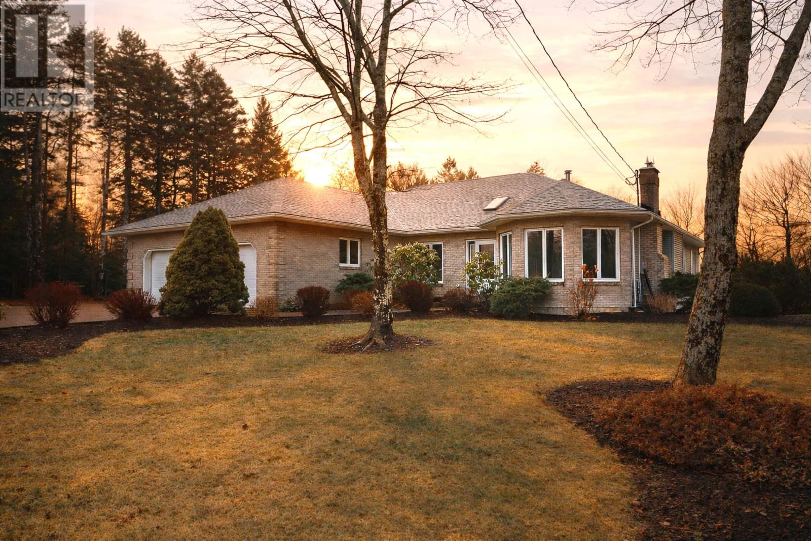 211 Kingswoods Drive, Hammonds Plains, Nova Scotia