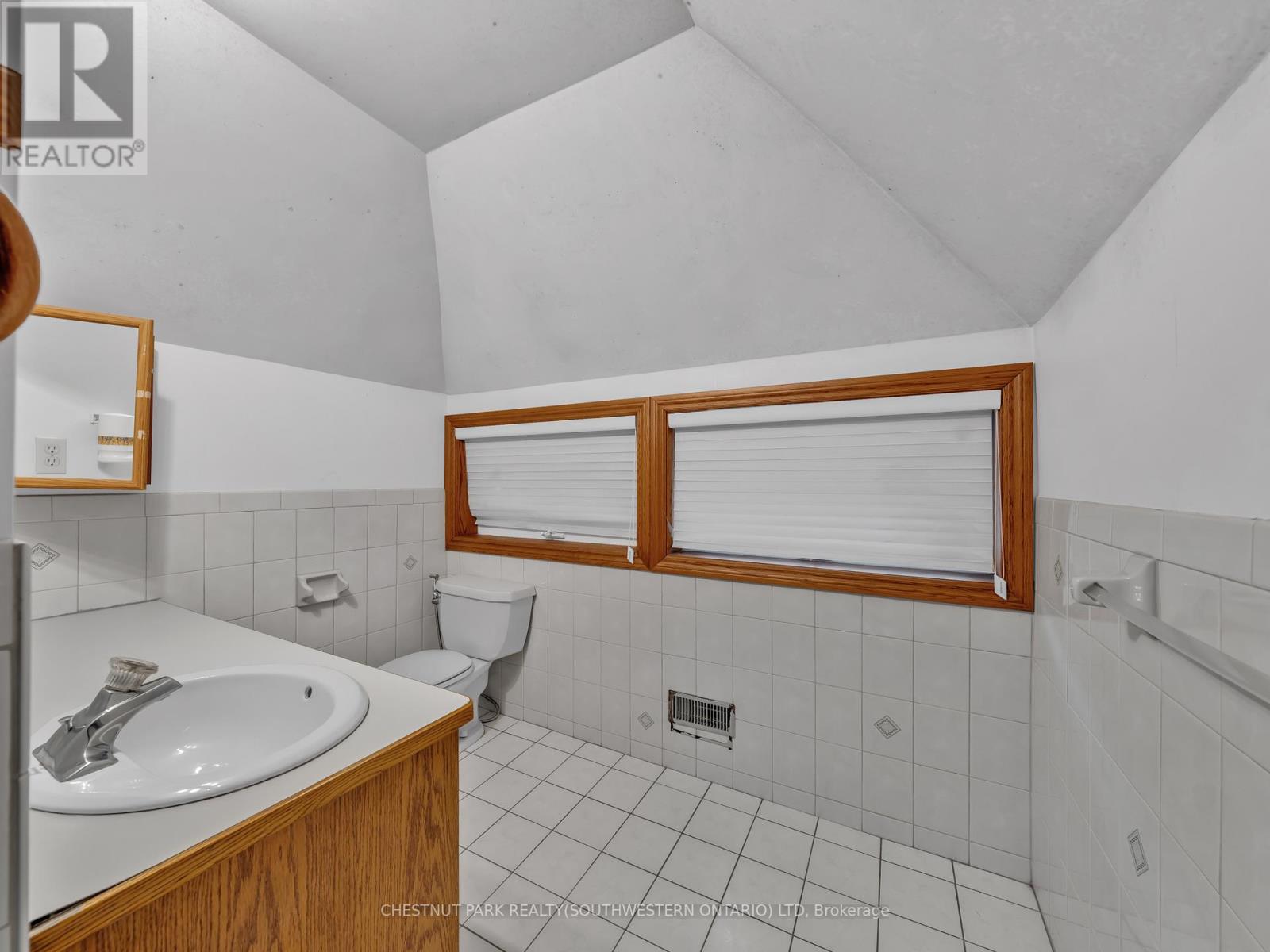 2311 University Avenue W, Windsor, Ontario  N9B 1E8 - Photo 31 - X12718826