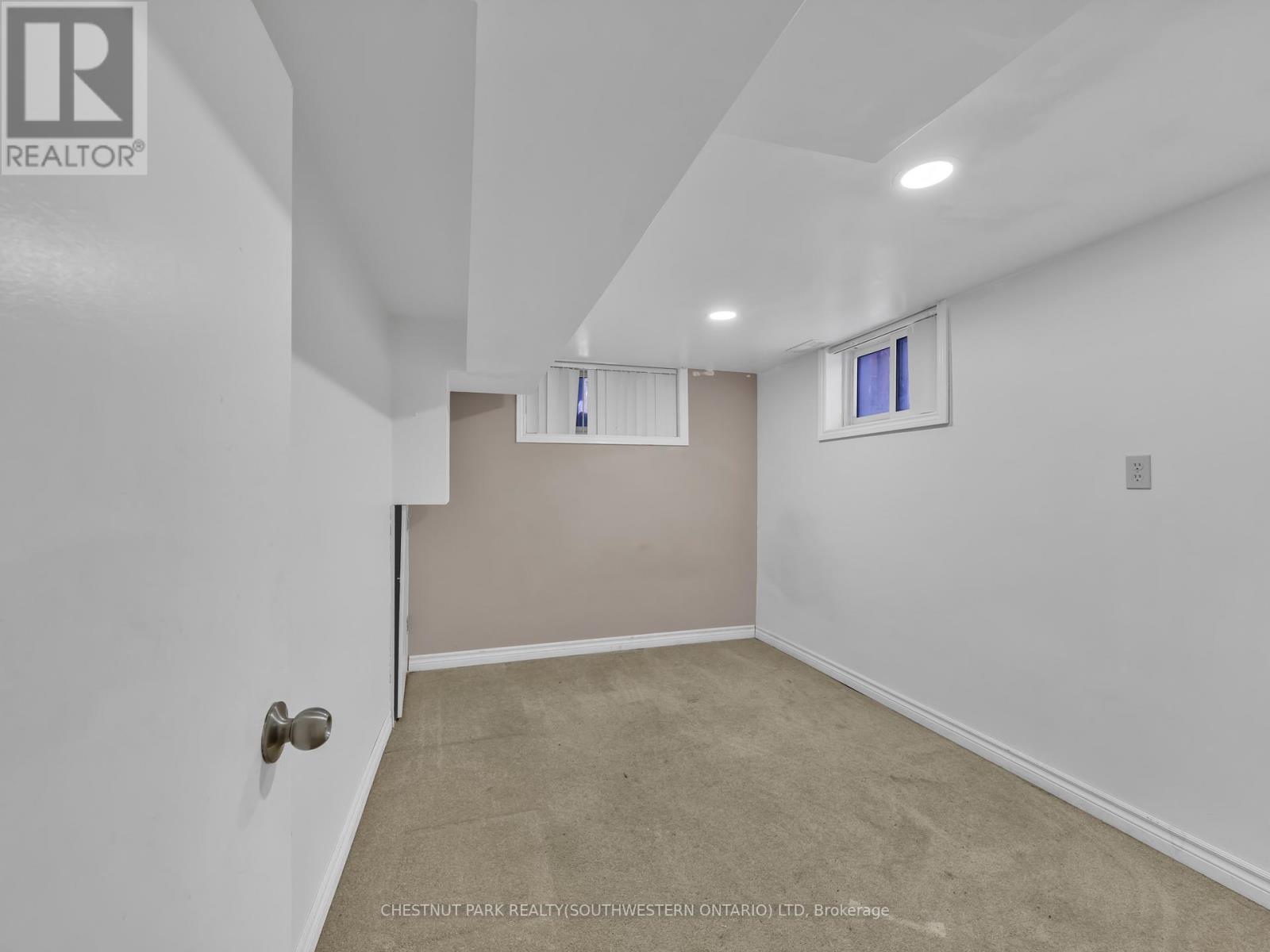 2311 University Avenue W, Windsor, Ontario  N9B 1E8 - Photo 37 - X12718826