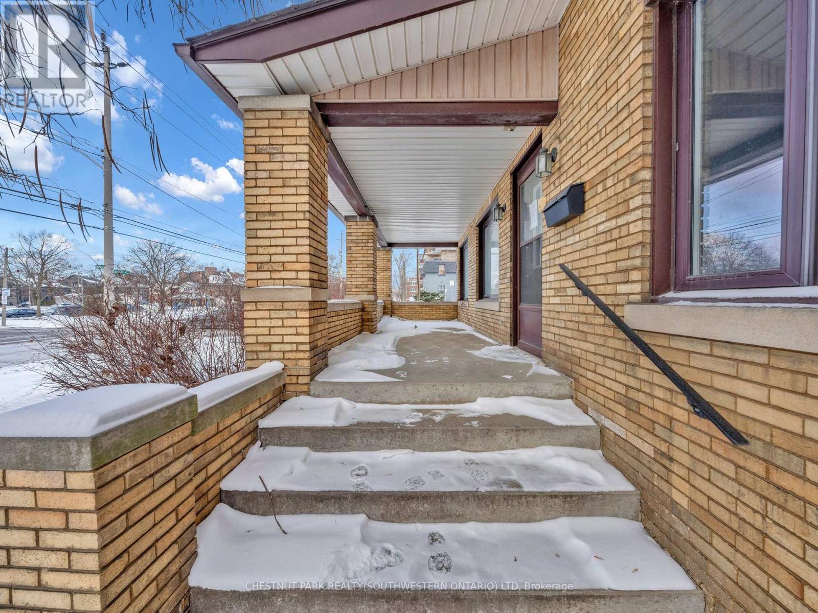 2311 University Avenue W, Windsor, Ontario  N9B 1E8 - Photo 5 - X12718826