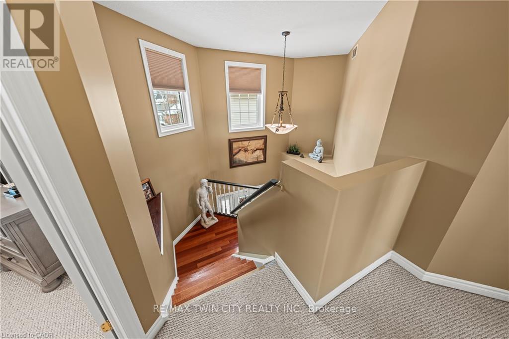 44 Dineen Court, Kitchener, Ontario  N2B 3X3 - Photo 20 - X12718882