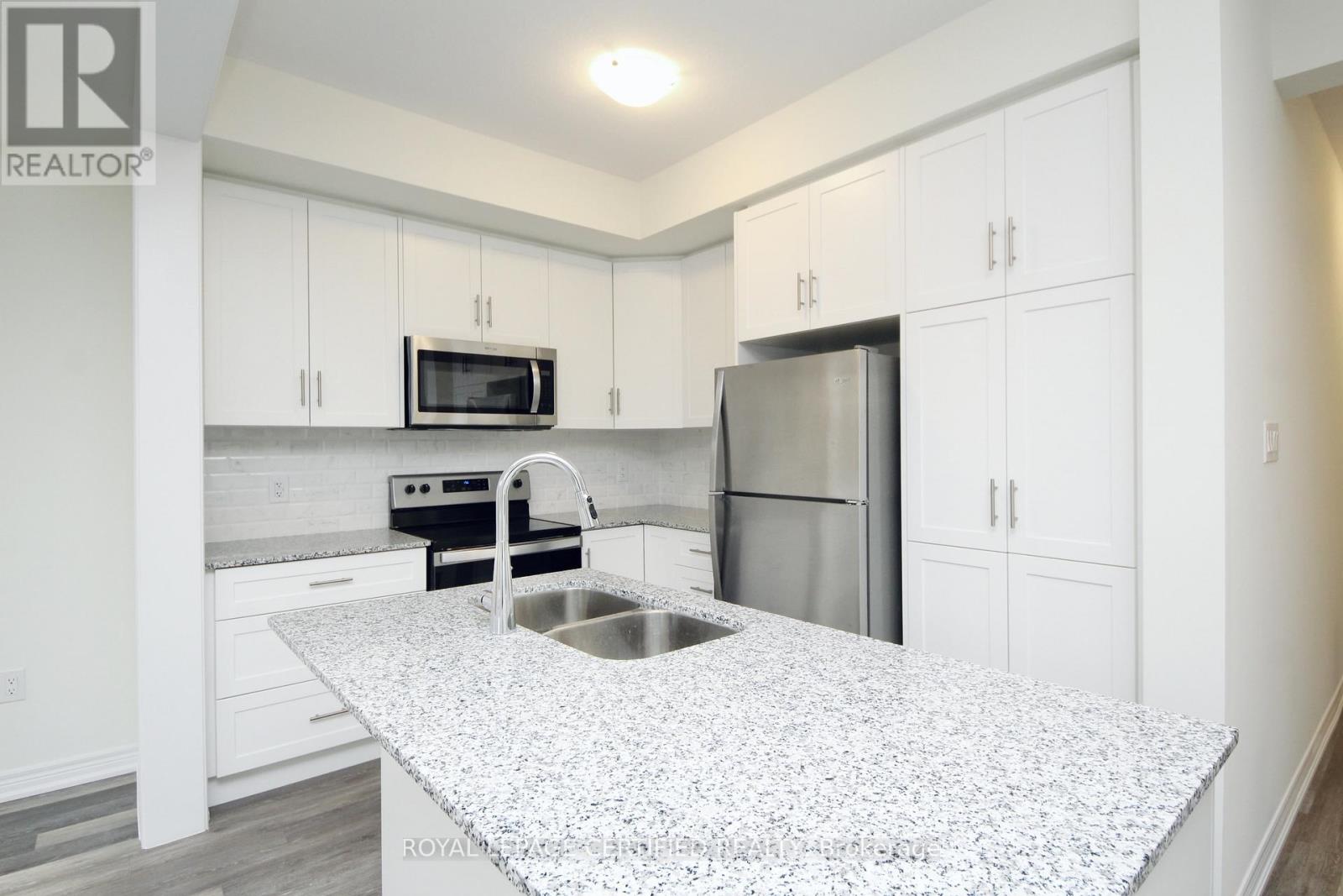 49 - 10 Birmingham Drive, Cambridge, Ontario  N1R 0C6 - Photo 5 - X12718906