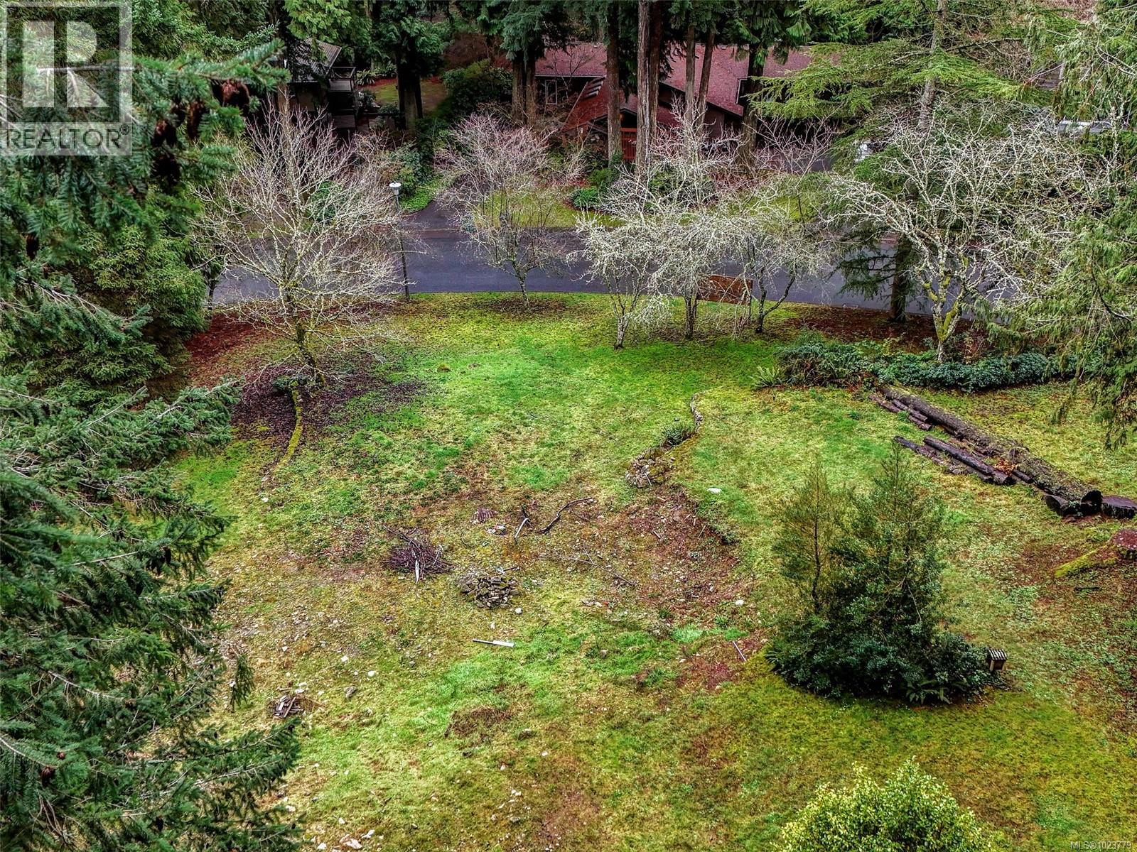 1005 Spiritwood Pl, Saanich, British Columbia  V8Y 1C5 - Photo 13 - 1023779