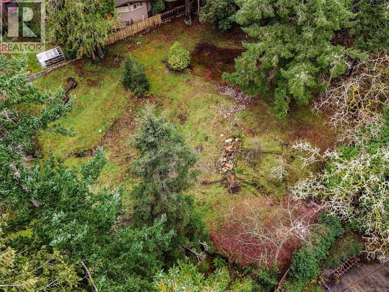 1005 Spiritwood Pl, Saanich, British Columbia  V8Y 1C5 - Photo 17 - 1023779