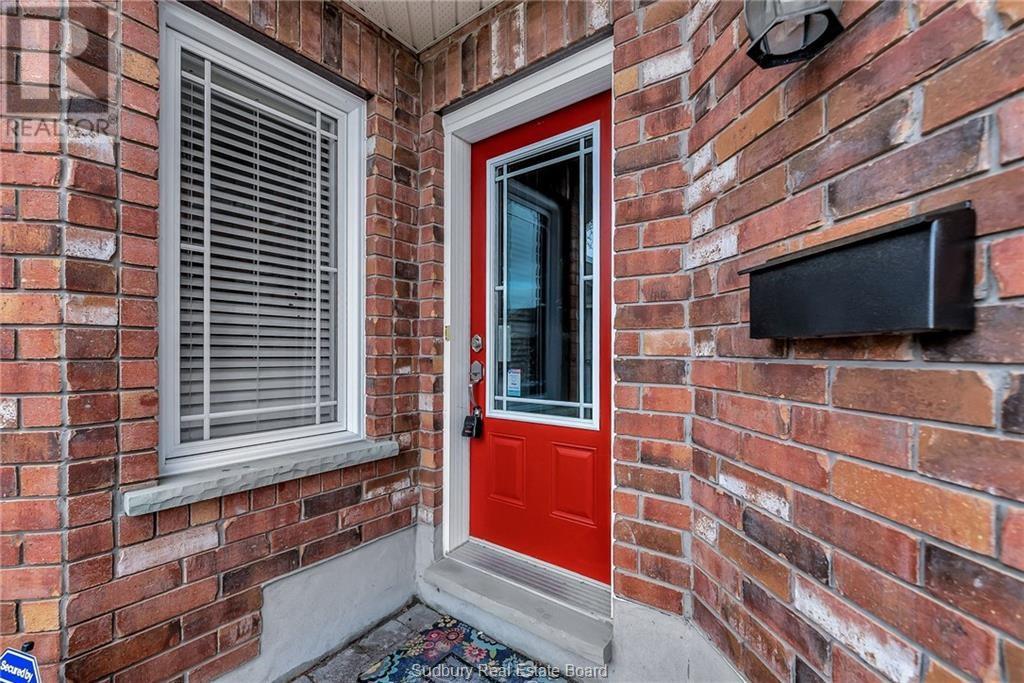 154 Rinkside Court Unit# Main Floor, Sudbury, Ontario  P3E 0E3 - Photo 3 - 2126168