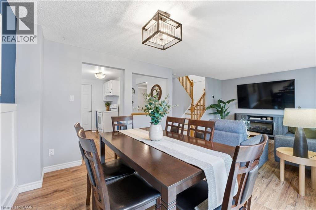 510b Rosemeadow Crescent, Waterloo, Ontario N2T 2A5 - Photo 8 - 40800233