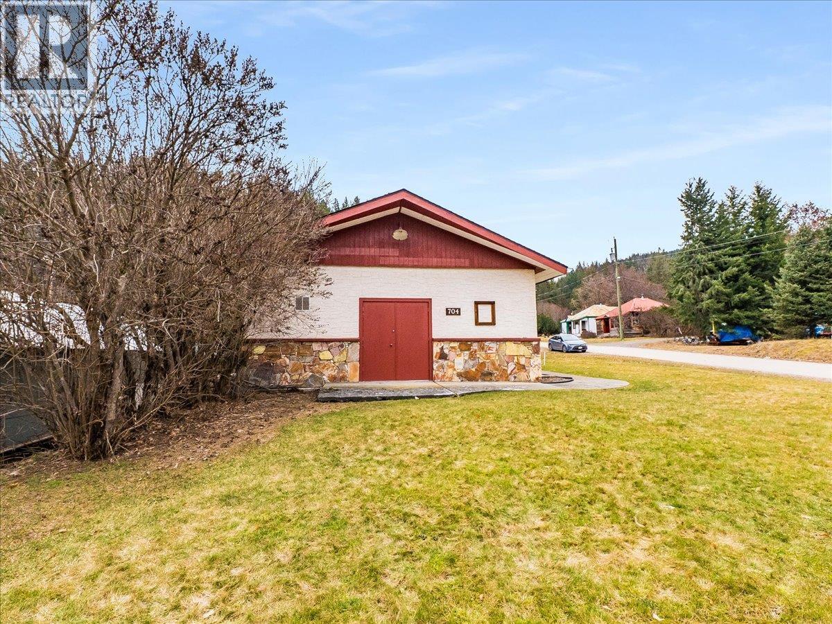 704 Lake Avenue, Silverton, British Columbia  V0G 1S0 - Photo 24 - 10373334
