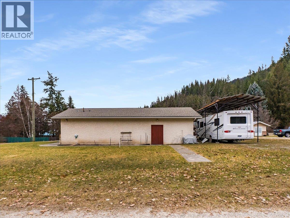 704 Lake Avenue, Silverton, British Columbia  V0G 1S0 - Photo 4 - 10373334