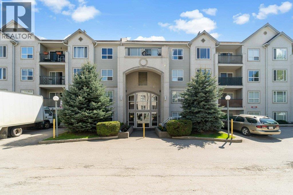 Photo of 209 - 650 SW 3 Street, SW Salmon Arm, Salmon Arm