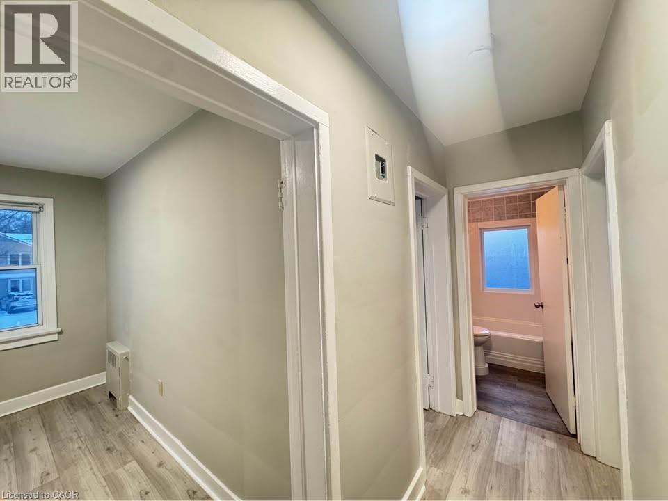 32 Price Avenue Unit# 6, Welland, Ontario  L3C 3X9 - Photo 8 - 40799663