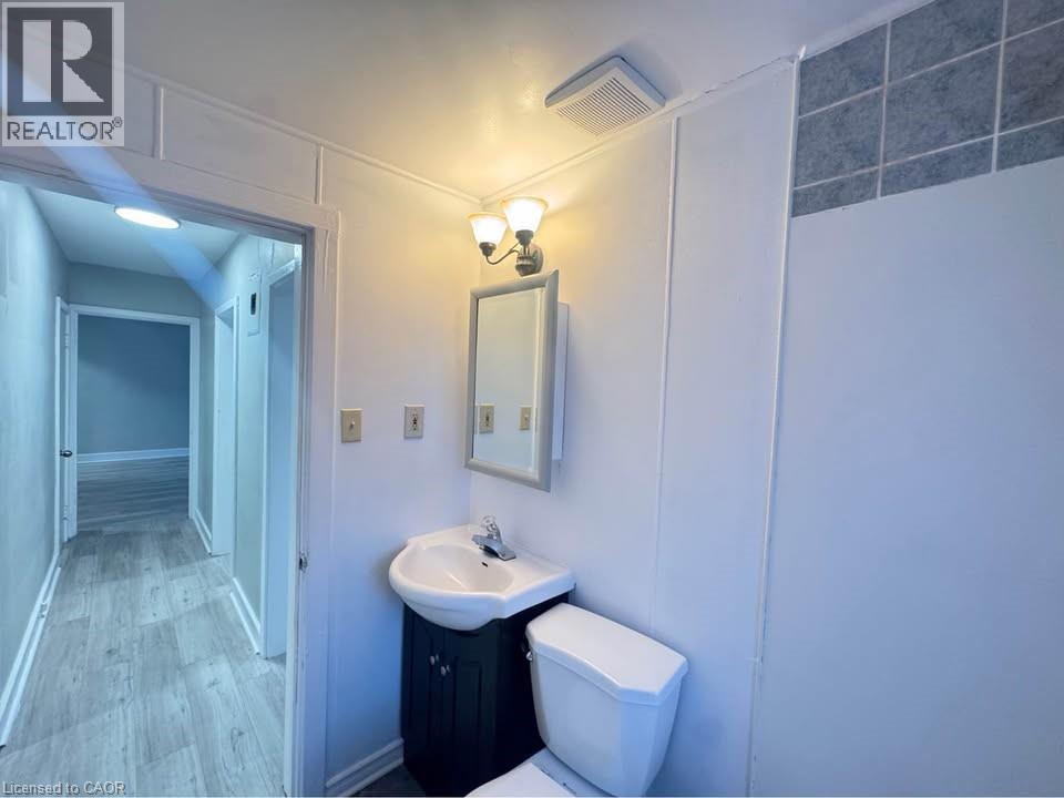 32 Price Avenue Unit# 6, Welland, Ontario  L3C 3X9 - Photo 3 - 40799663