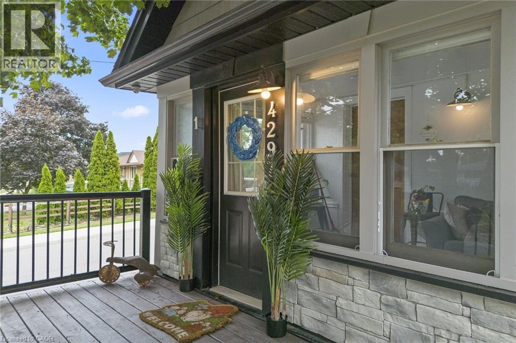 4297 East Avenue Unit# 1, Beamsville, Ontario  L0R 1B6 - Photo 3 - 40799865