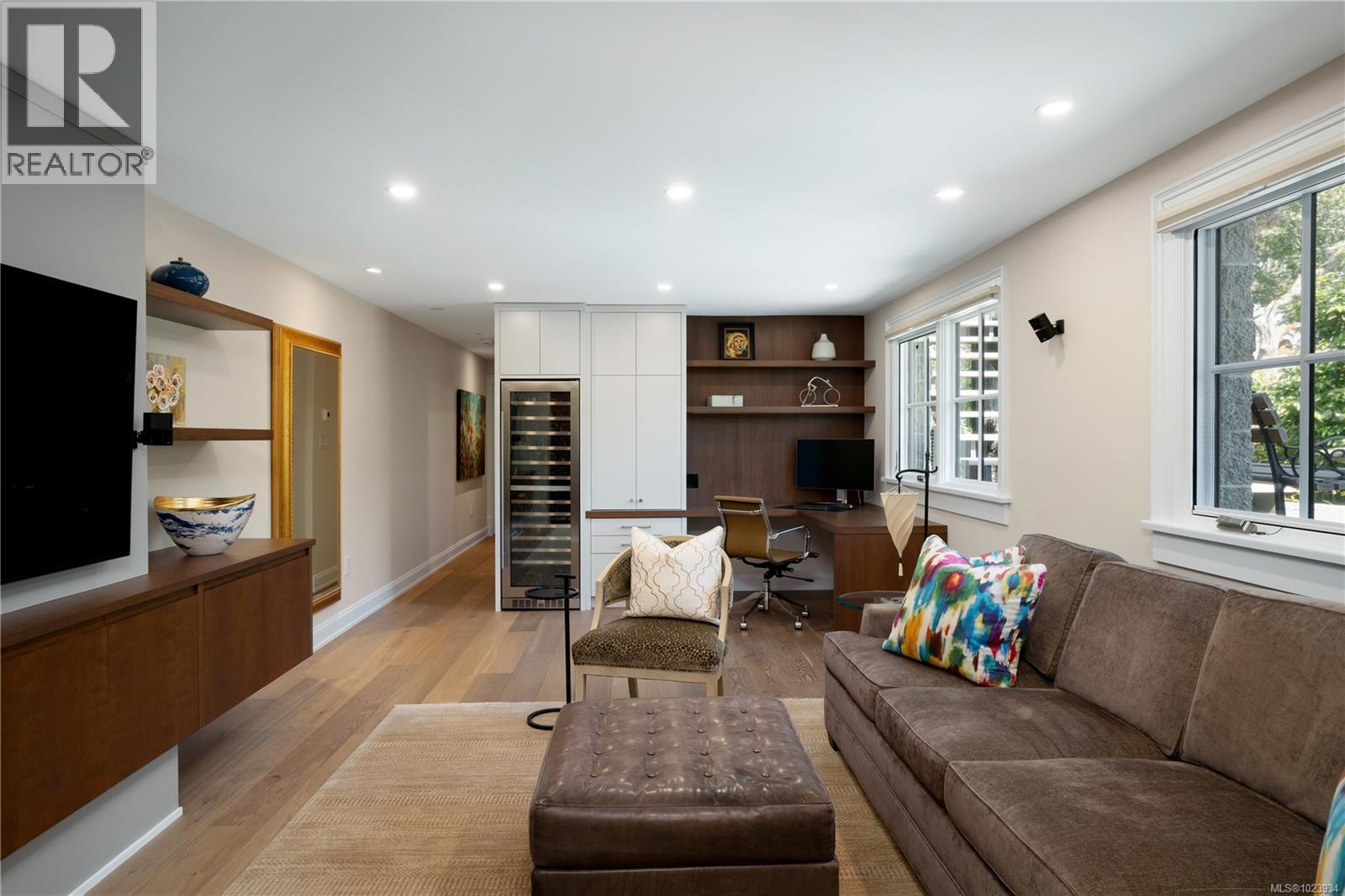 2175 Granite St, Oak Bay, British Columbia  V8S 3G8 - Photo 35 - 1023934