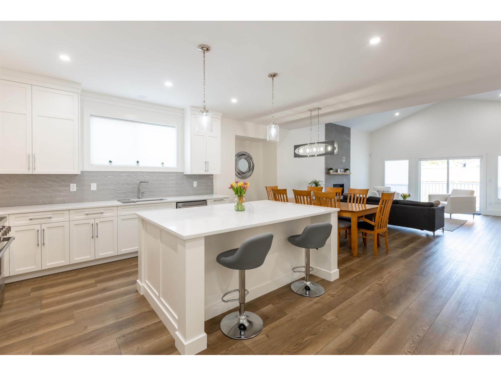 63711 Rosewood Avenue, Hope, Hope, British Columbia  V0X 1L2 - Photo 7 - R3081983