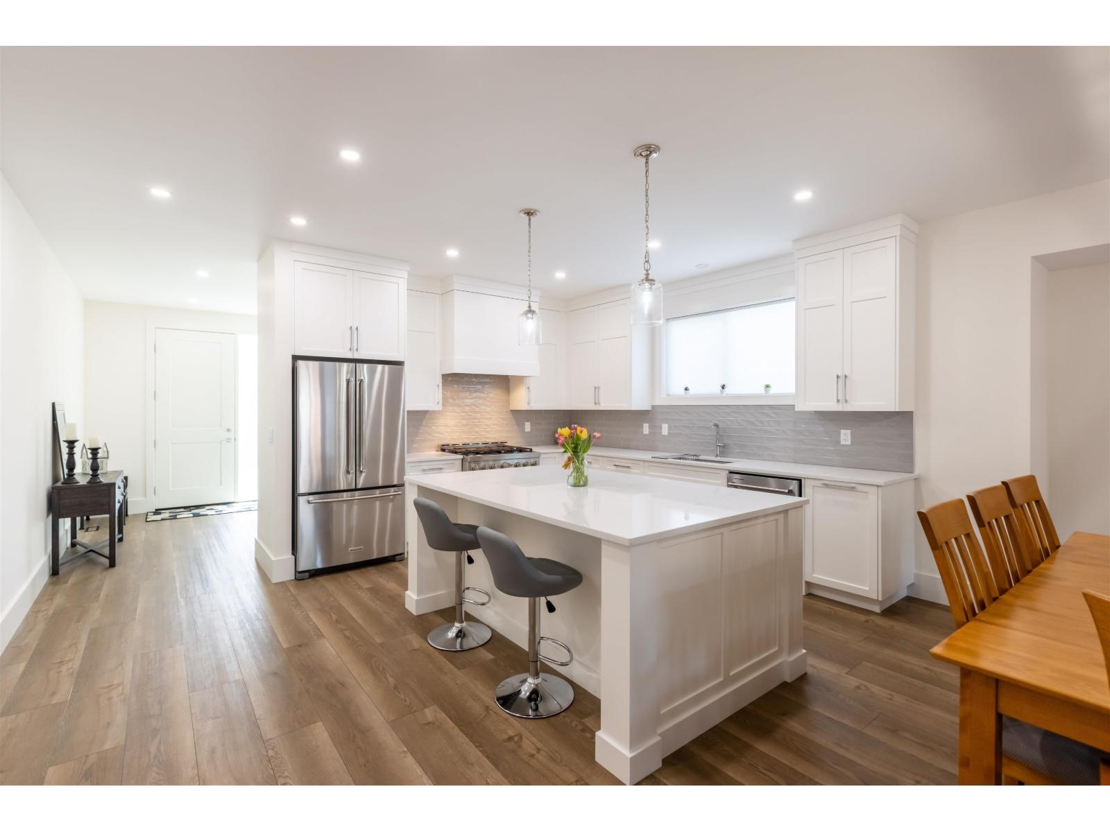 63711 Rosewood Avenue, Hope, Hope, British Columbia  V0X 1L2 - Photo 8 - R3081983