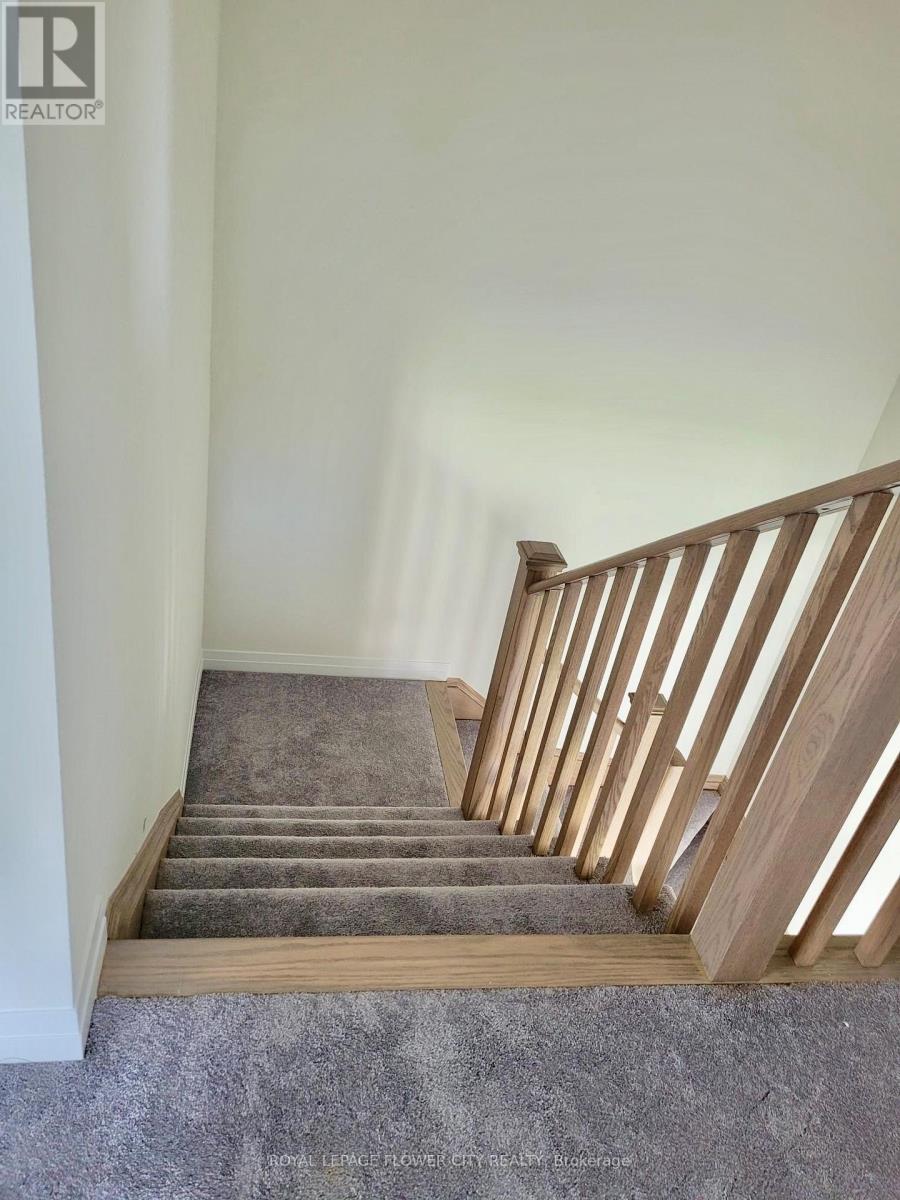 159 Forest Creek Drive, Kitchener, Ontario  N2R 0M1 - Photo 20 - X12715698