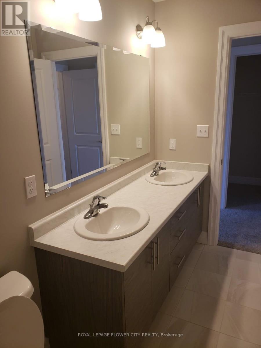 159 Forest Creek Drive, Kitchener, Ontario  N2R 0M1 - Photo 17 - X12715698