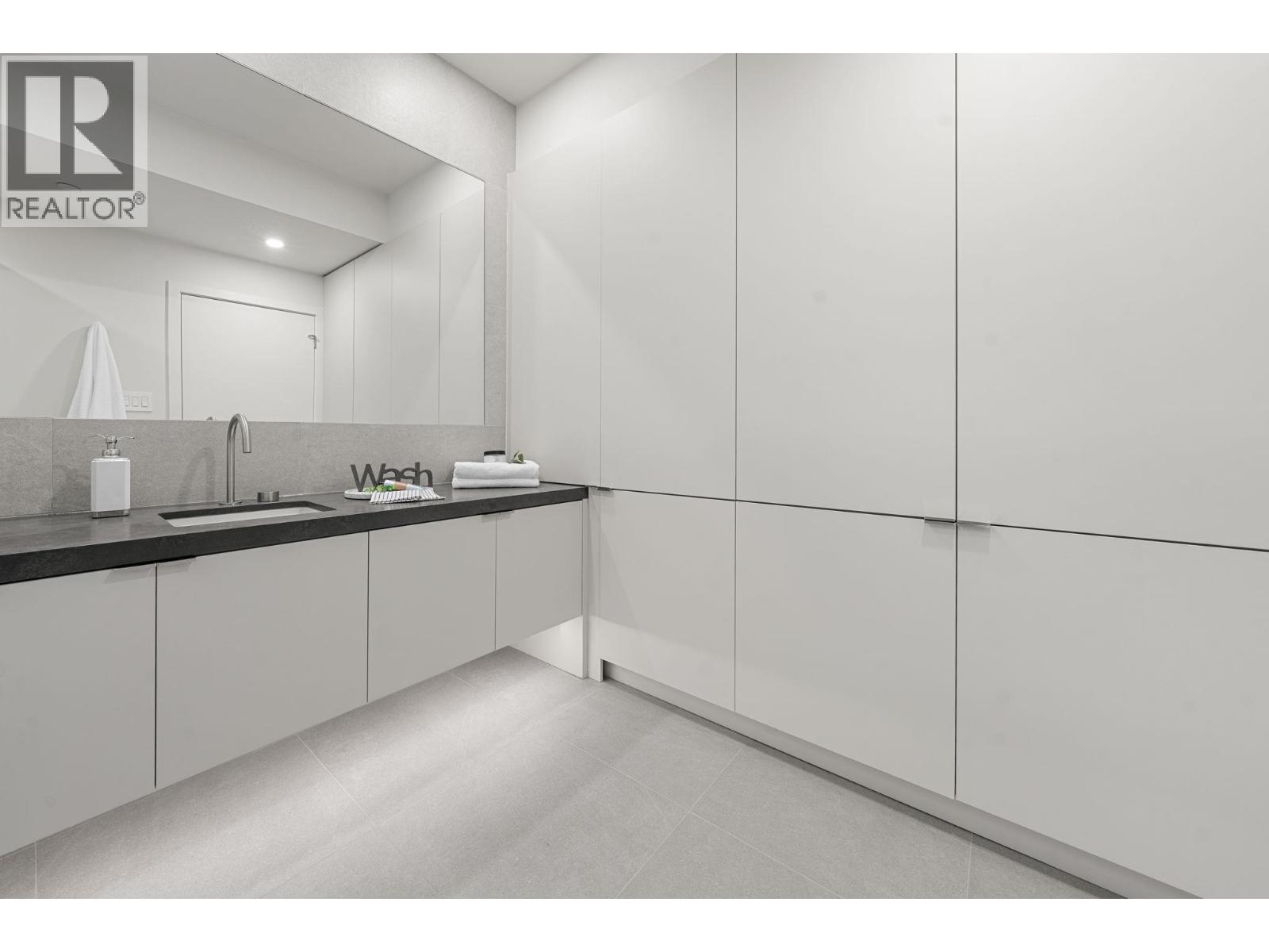 1 638 E 46th Avenue, Vancouver, British Columbia V5W 2A3 - Photo 31 - R3081999