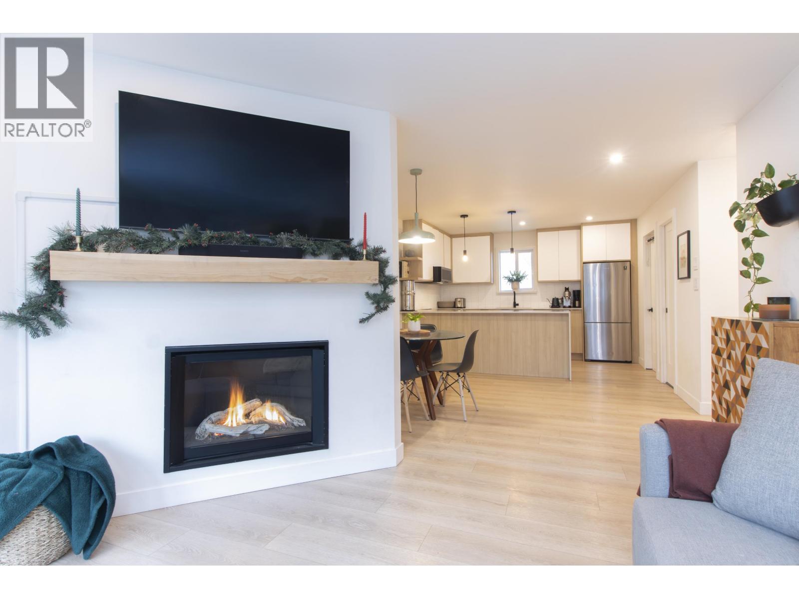 1029 Brothers Place, Squamish, British Columbia  V8B 0B2 - Photo 6 - R3082003