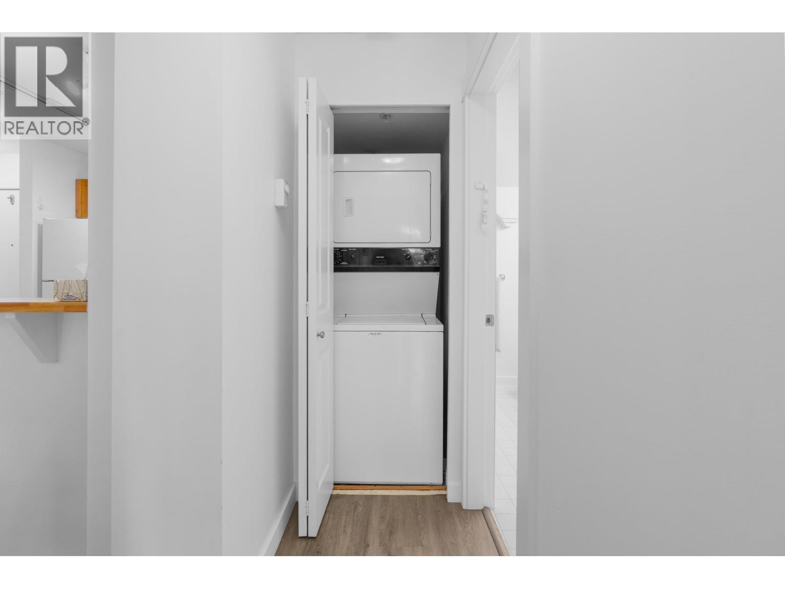 212 1432 Parkway Boulevard, Coquitlam, British Columbia  V3E 3L9 - Photo 23 - R3082011