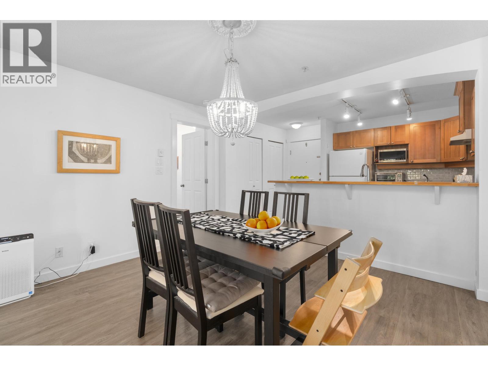 212 1432 Parkway Boulevard, Coquitlam, British Columbia  V3E 3L9 - Photo 7 - R3082011