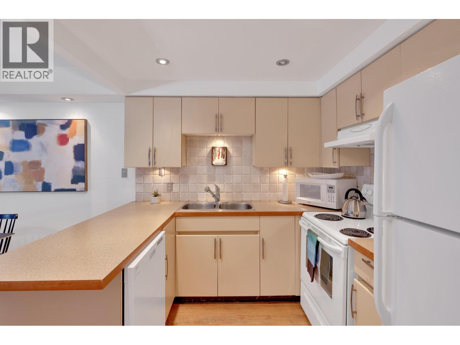 9 4701 Glacier Drive, Whistler, British Columbia  V0N 1B4 - Photo 7 - R3082019