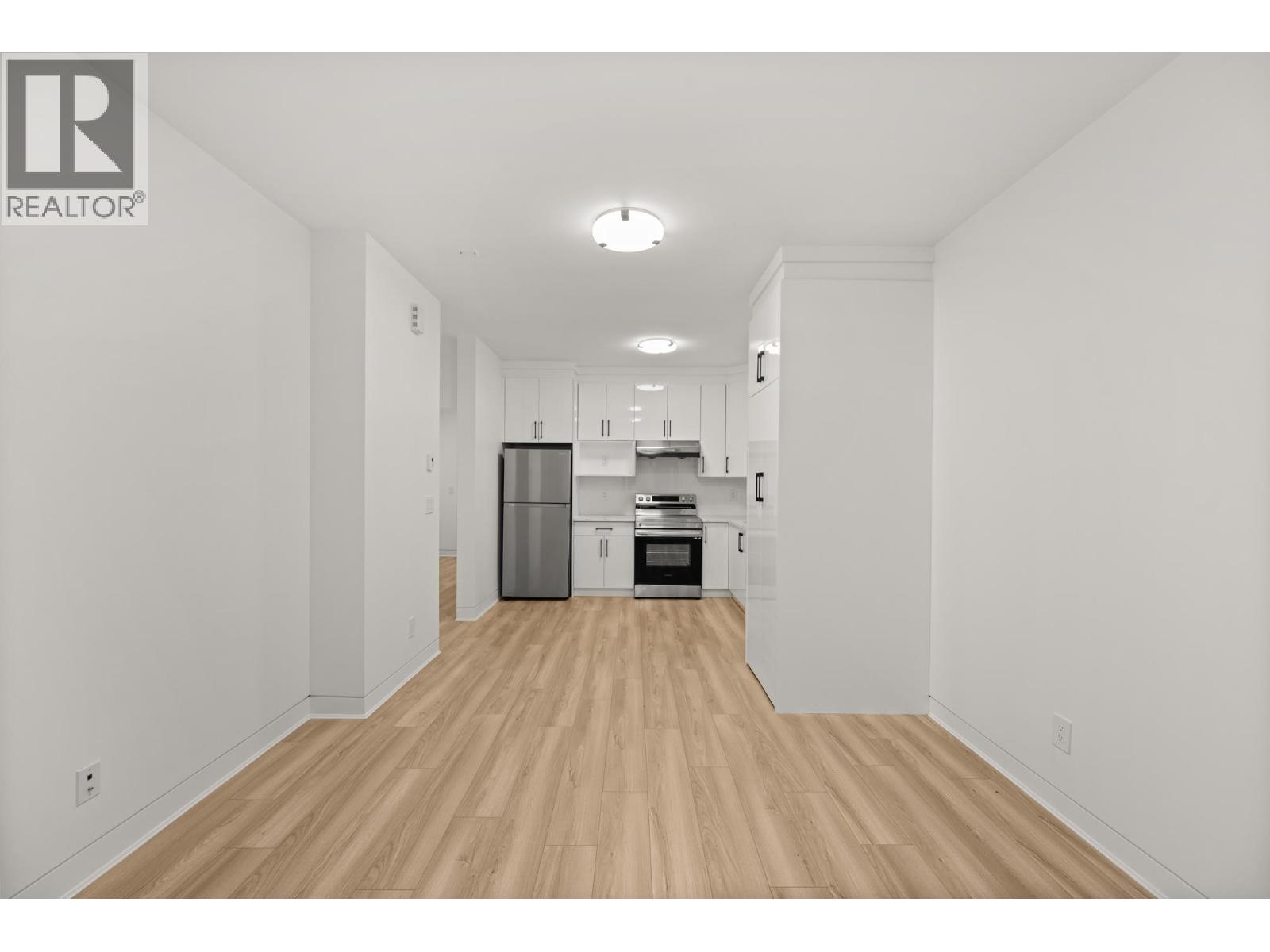 4346 Pender Street, Burnaby, British Columbia  V5C 2M6 - Photo 29 - R3082017