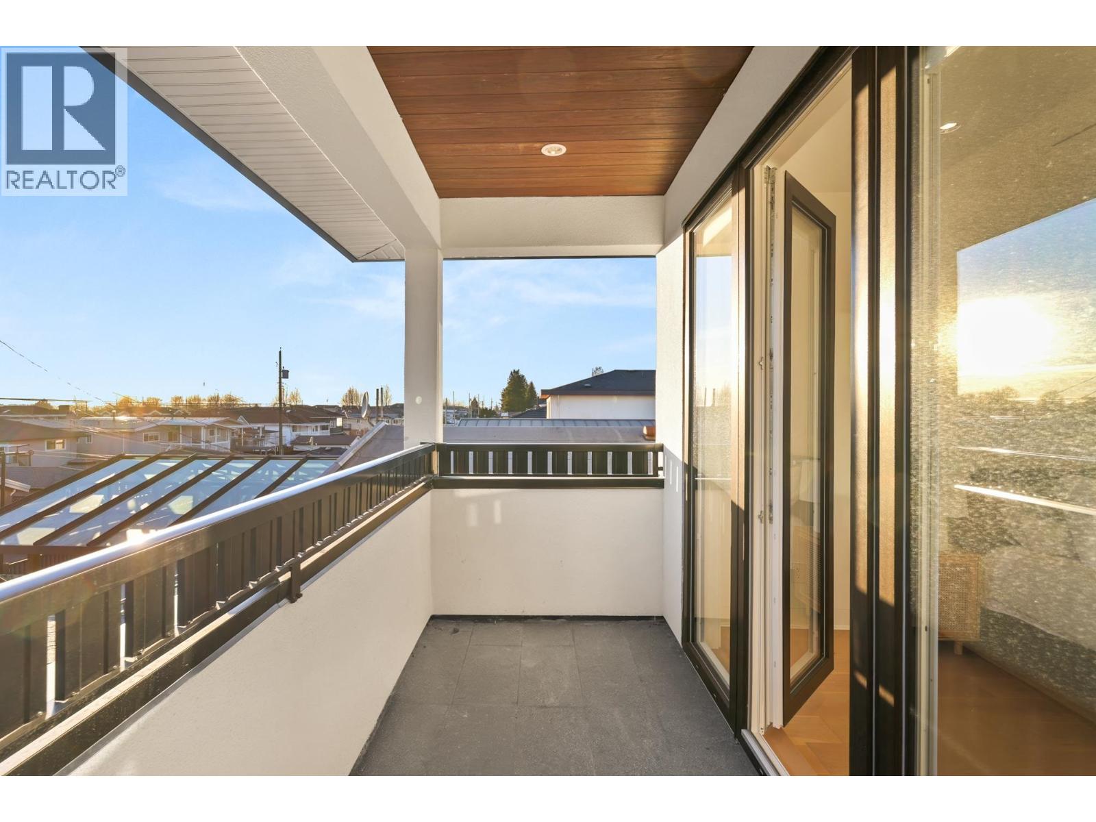 4346 Pender Street, Burnaby, British Columbia  V5C 2M6 - Photo 36 - R3082017