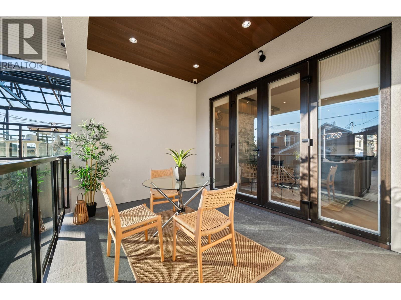 4346 Pender Street, Burnaby, British Columbia  V5C 2M6 - Photo 37 - R3082017