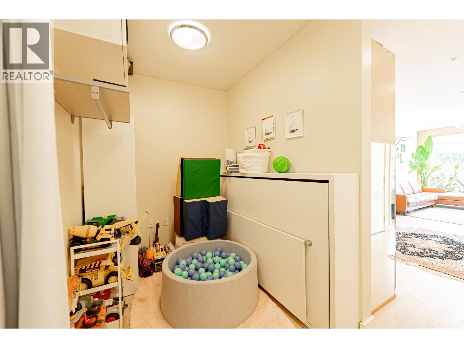 109 1621 Hamilton Avenue, North Vancouver, British Columbia  V7P 0B6 - Photo 12 - R3082034