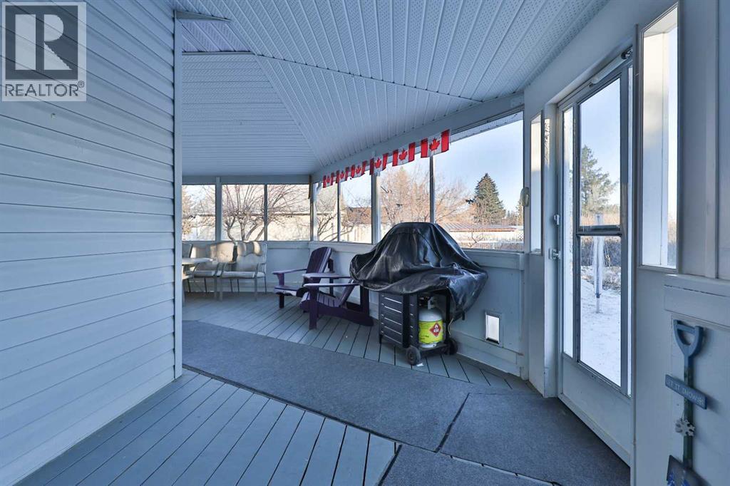 196 W 100 S, Raymond, Alberta  T0K 2S0 - Photo 27 - A2279930