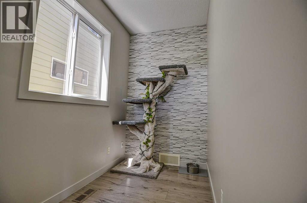 78 Marquis Heights Se, Calgary, Alberta  T3M 2A8 - Photo 37 - A2268771