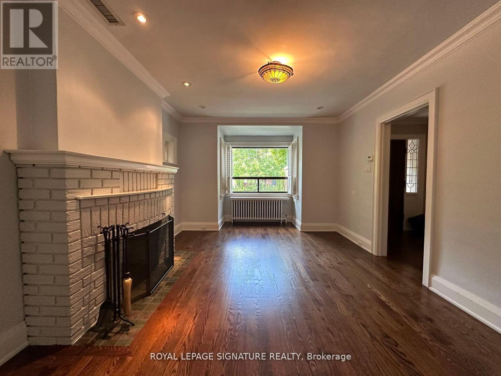 241 Deloraine Avenue, Toronto, Ontario  M5M 2B2 - Photo 3 - C12718966