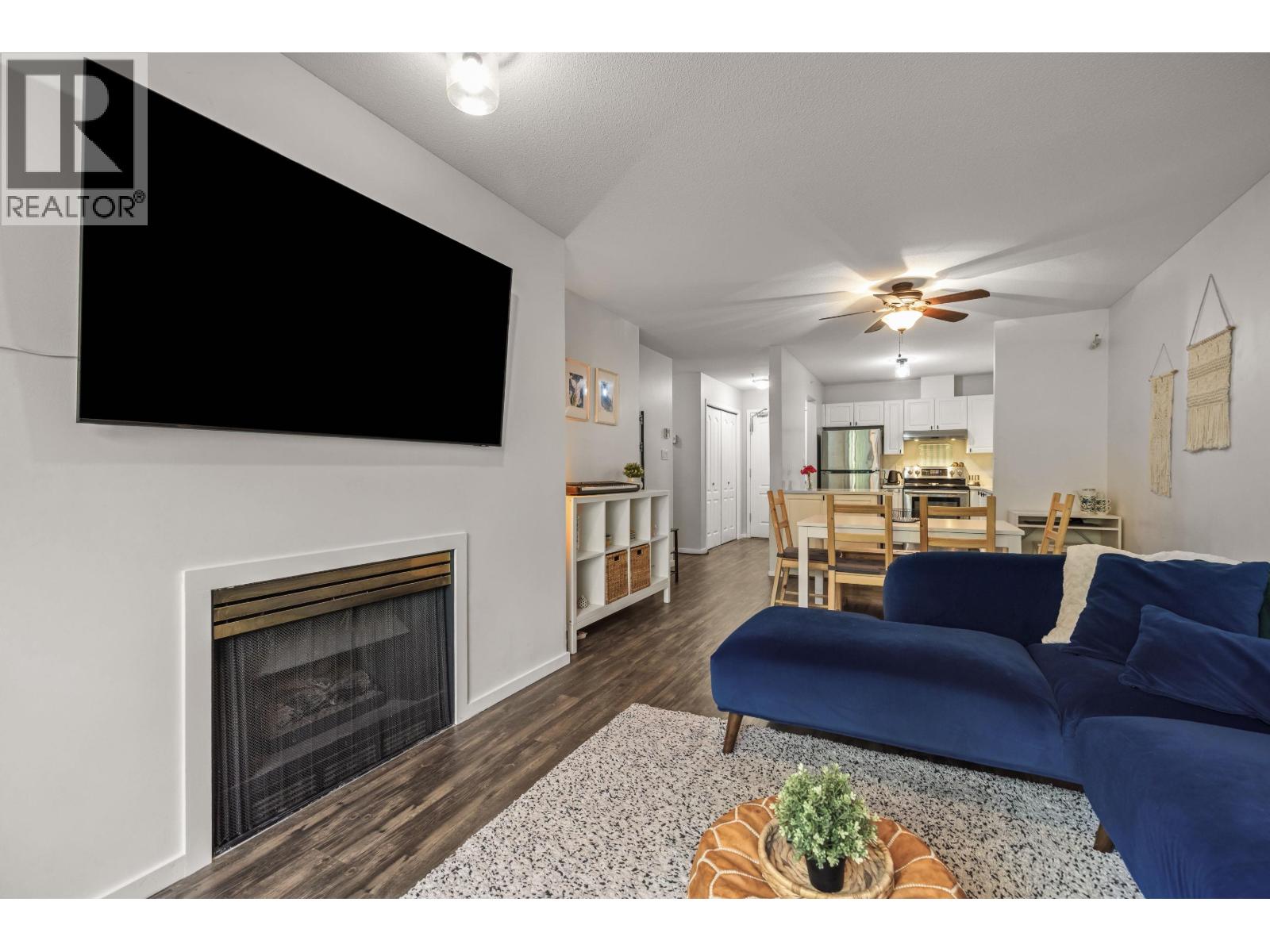 208 2551 Parkview Lane, Port Coquitlam, British Columbia  V3C 6J8 - Photo 8 - R3080717