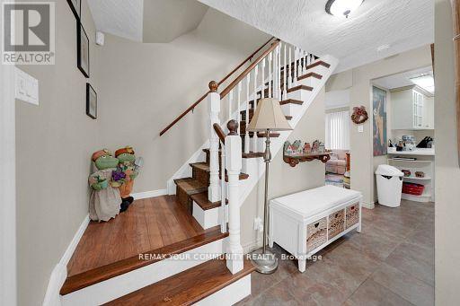 44 Beaverdale Crescent, Georgina, Ontario  L0E 1N0 - Photo 8 - N12718958