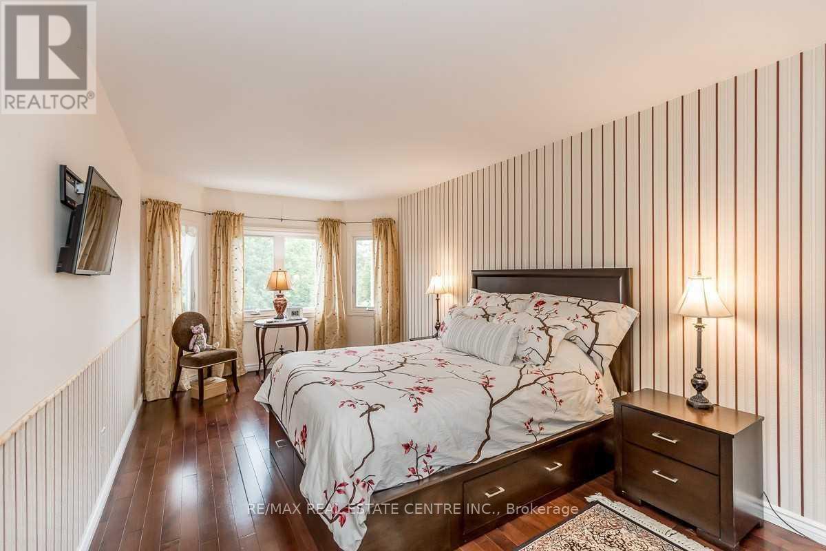 Upper - 39 Mcmillan Crescent, Barrie, Ontario  L4N 7H2 - Photo 12 - S12718970