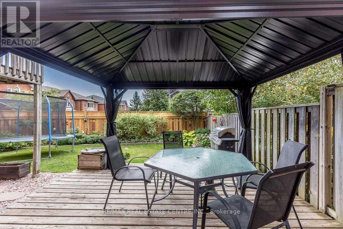 Upper - 39 Mcmillan Crescent, Barrie, Ontario  L4N 7H2 - Photo 24 - S12718970