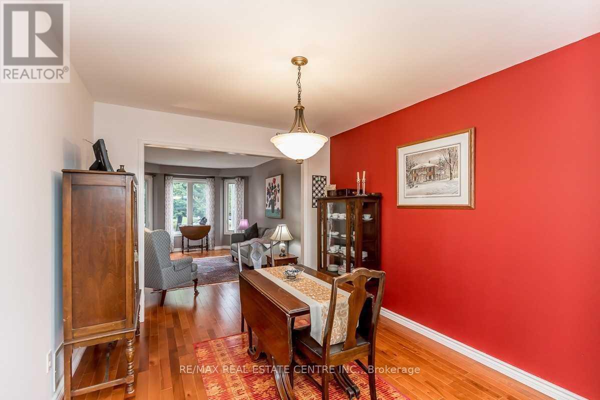 Upper - 39 Mcmillan Crescent, Barrie, Ontario  L4N 7H2 - Photo 7 - S12718970