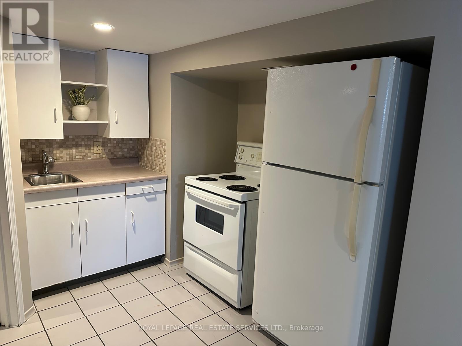 29 Woodward Avenue Se, Brampton, Ontario  L6V 1K2 - Photo 28 - W12716930