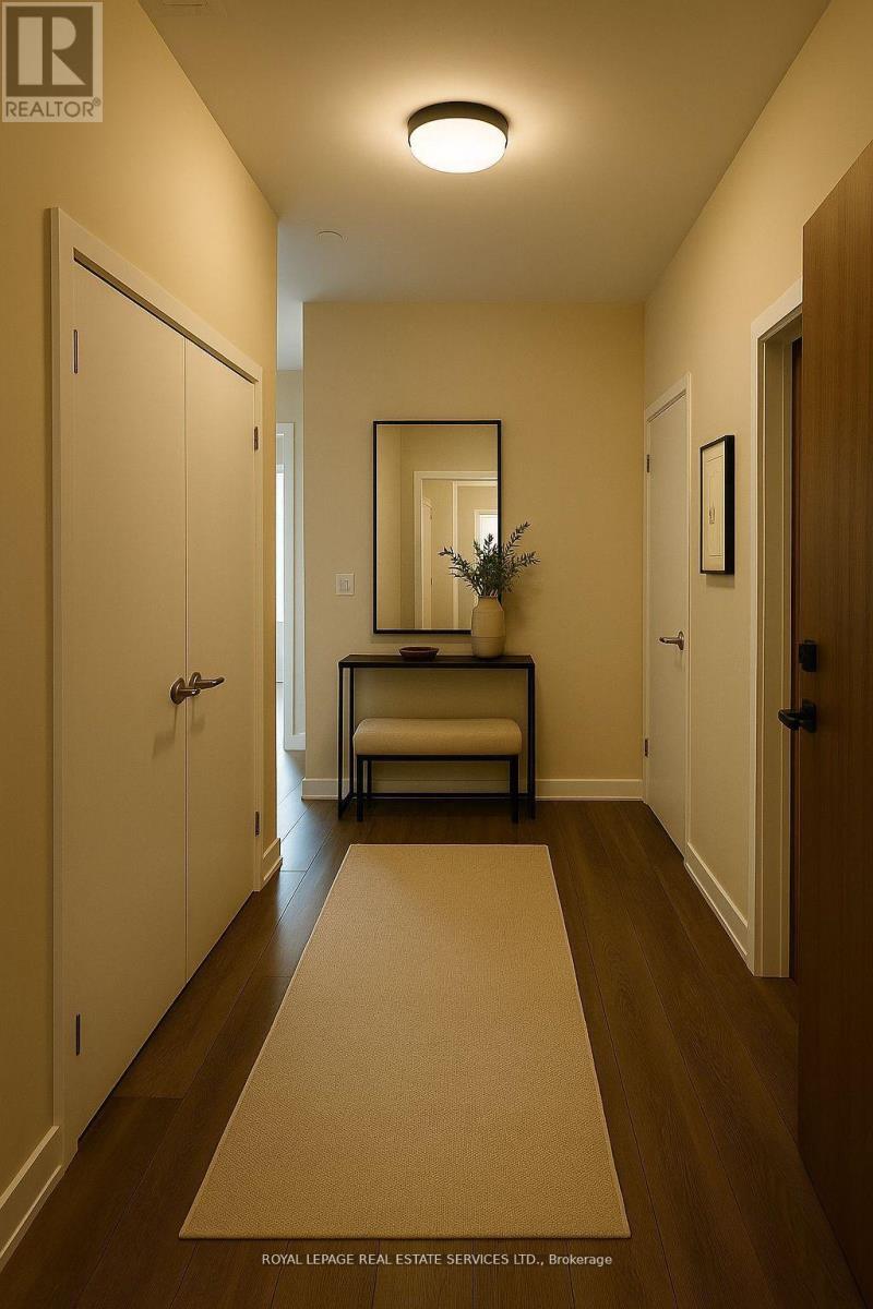 1203 - 8 Ann Street, Mississauga, Ontario  L5G 3E6 - Photo 2 - W12718950