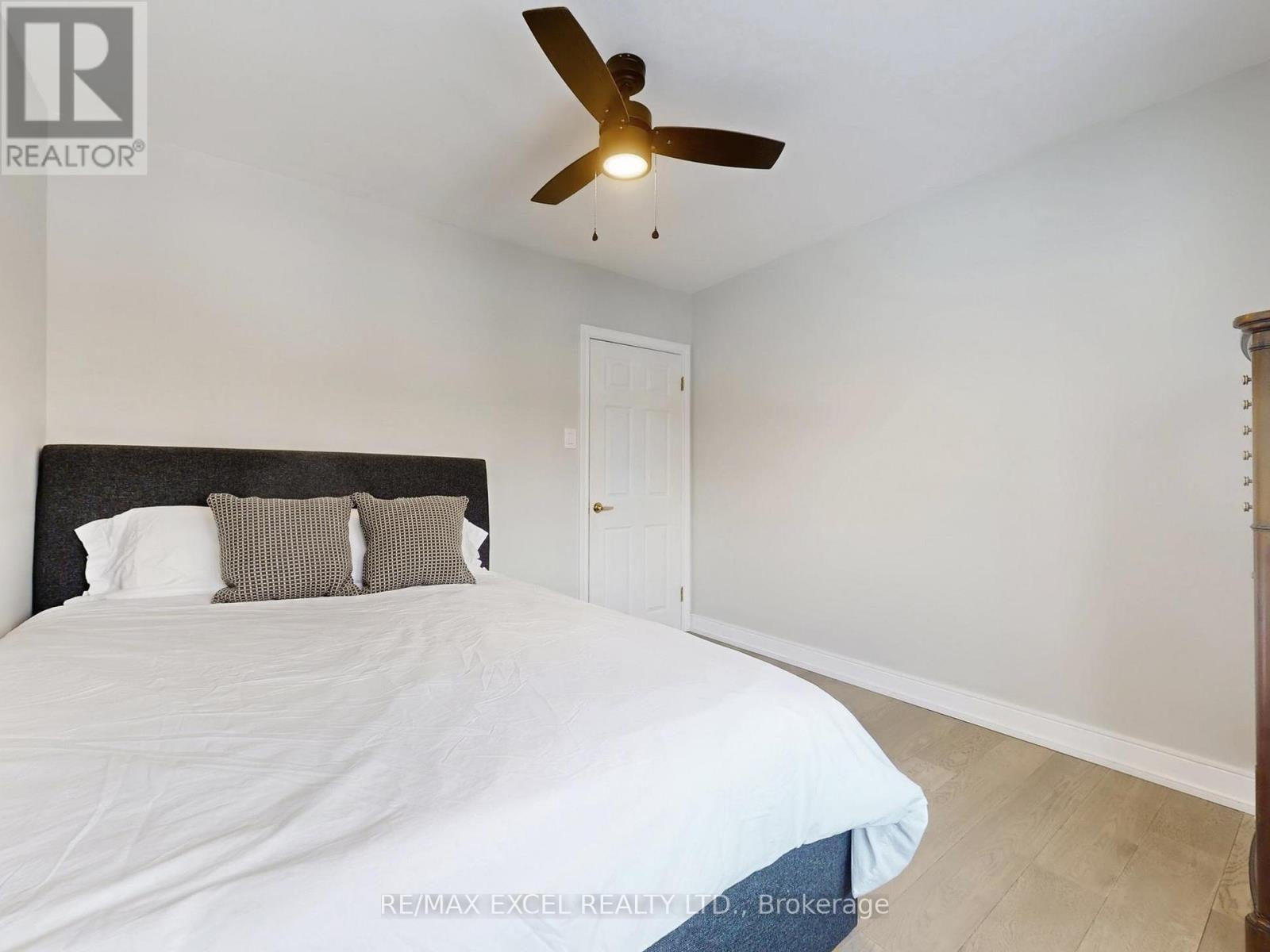 211 The Westway, Toronto, Ontario  M9R 1E9 - Photo 24 - W12718968