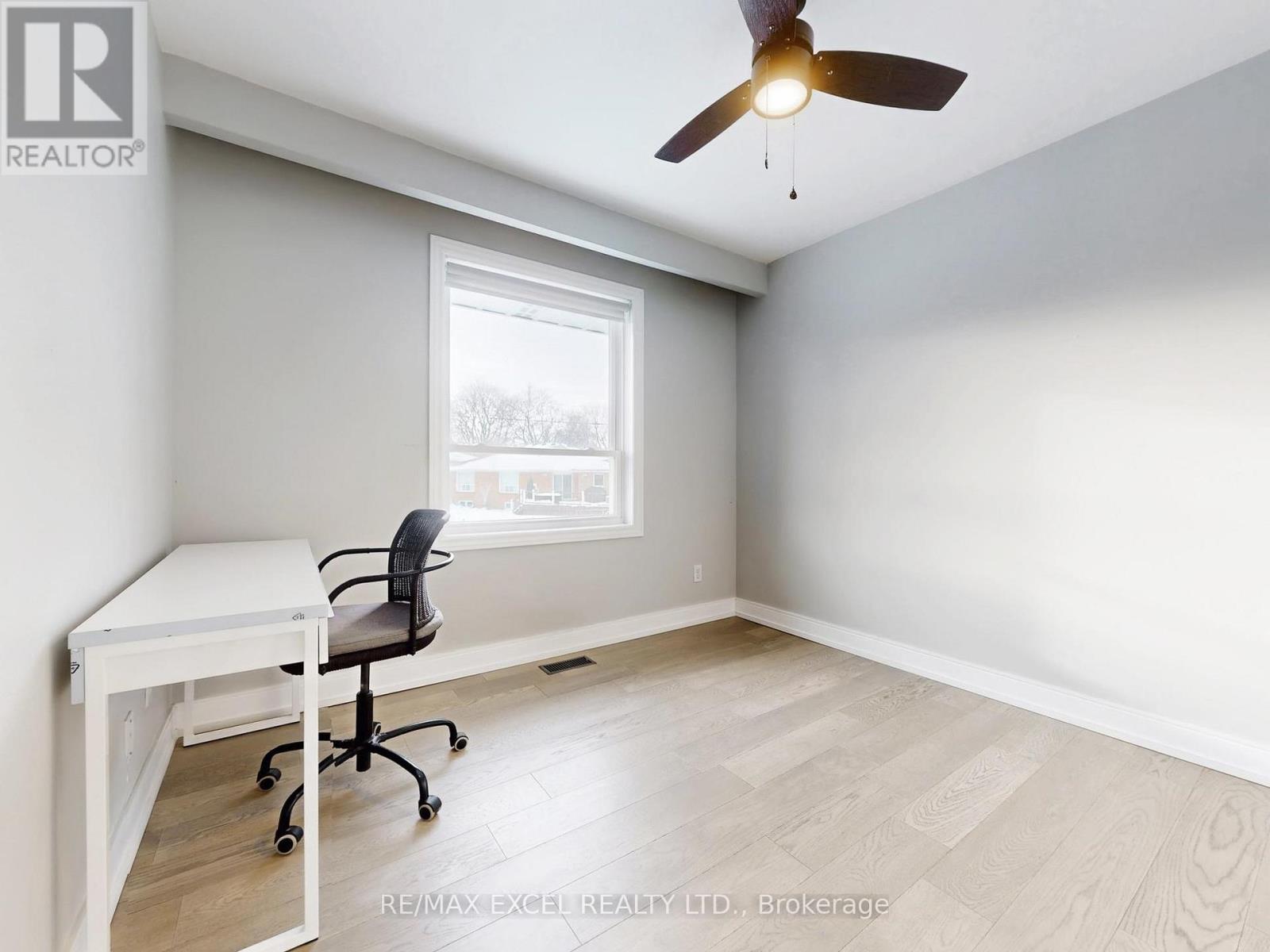 211 The Westway, Toronto, Ontario  M9R 1E9 - Photo 25 - W12718968