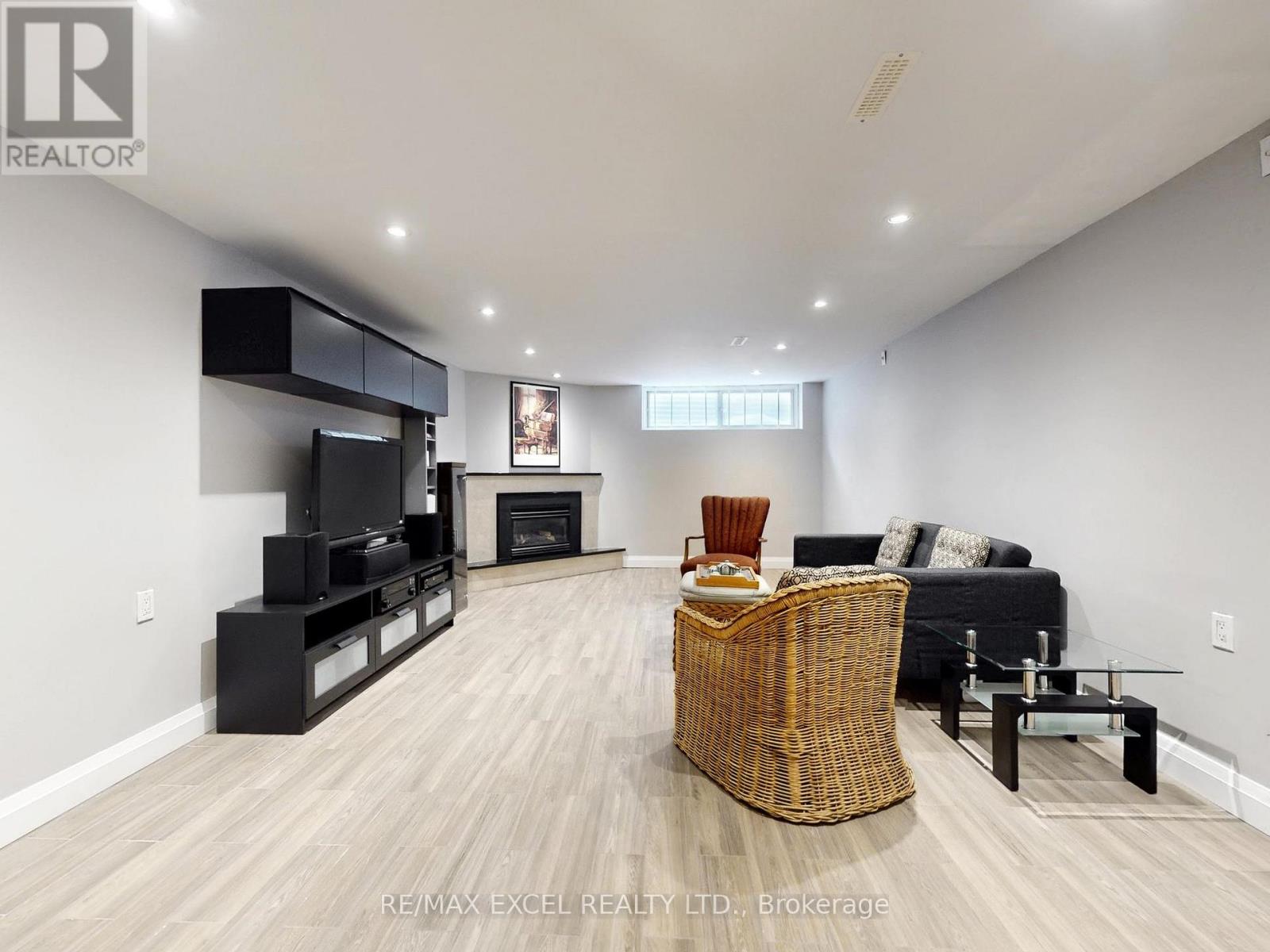 211 The Westway, Toronto, Ontario  M9R 1E9 - Photo 29 - W12718968