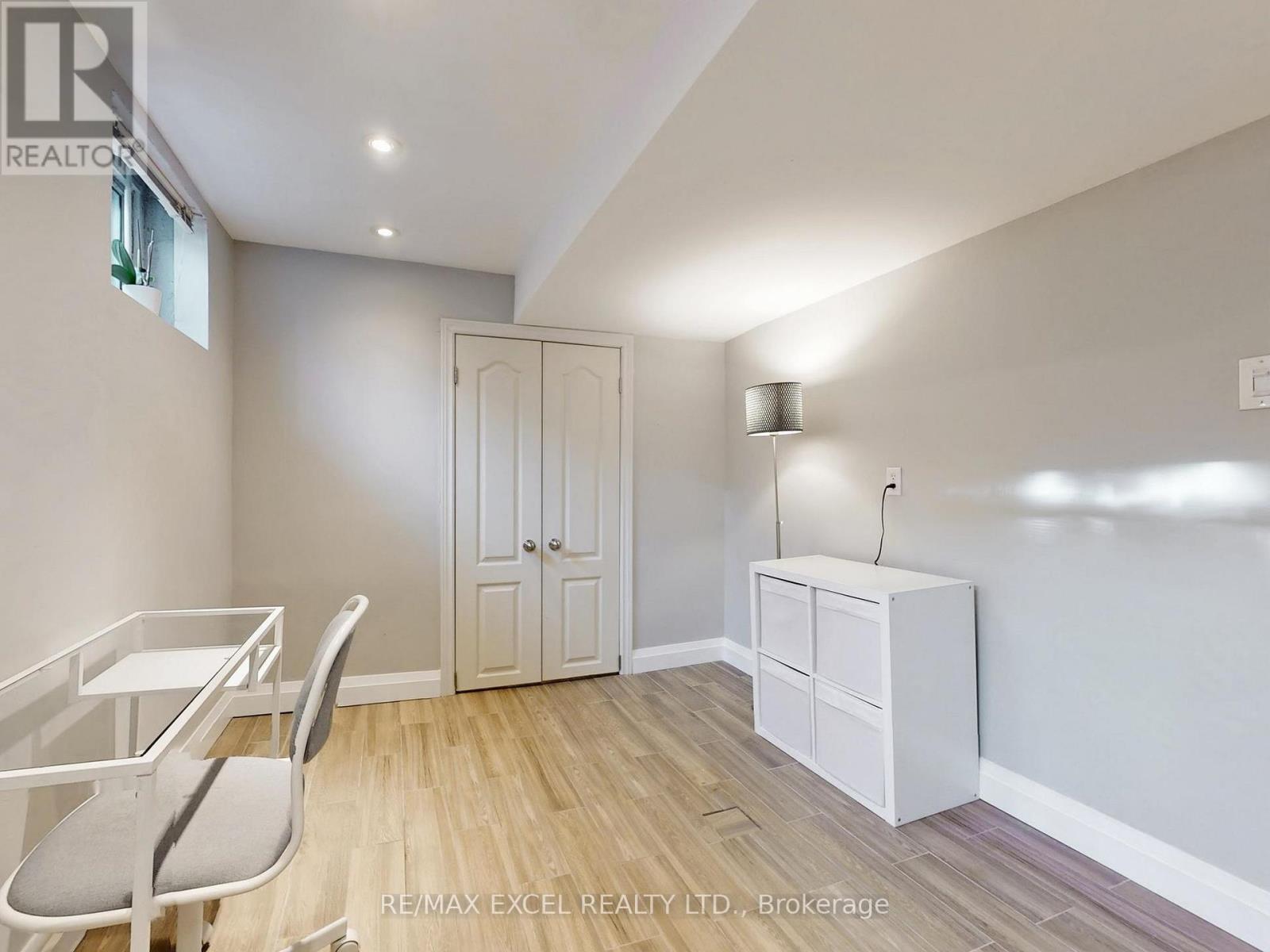 211 The Westway, Toronto, Ontario  M9R 1E9 - Photo 33 - W12718968