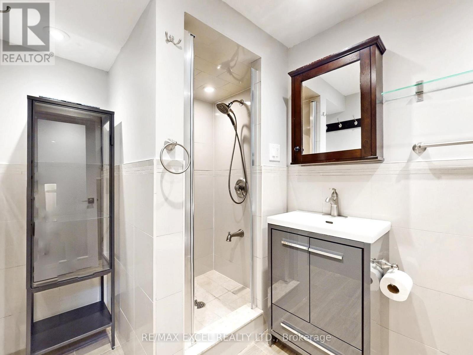 211 The Westway, Toronto, Ontario  M9R 1E9 - Photo 35 - W12718968